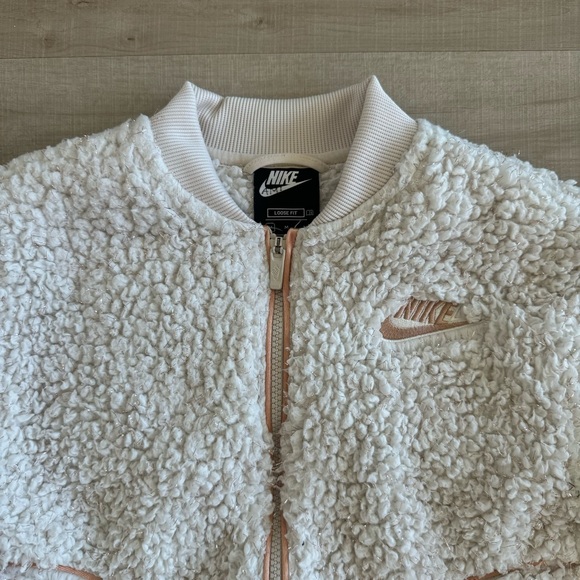 Girls Nike Fleece Jacket - Picture 2 of 11